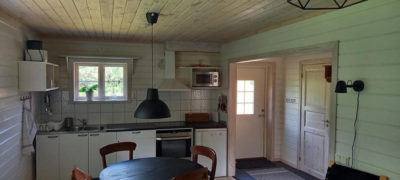 Vackert Belaegen Laegenhet I Gesunda Apartment Solleron Luaran gambar