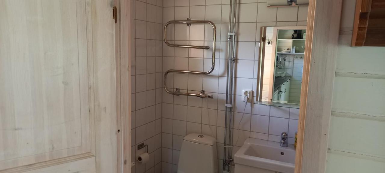 Vackert Belaegen Laegenhet I Gesunda Apartment Solleron Luaran gambar